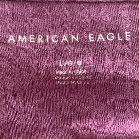 Violet American Eagle cropped tee - Picture 3 of 3